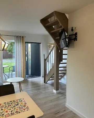 Marina Apartamentowe 야스타르니아